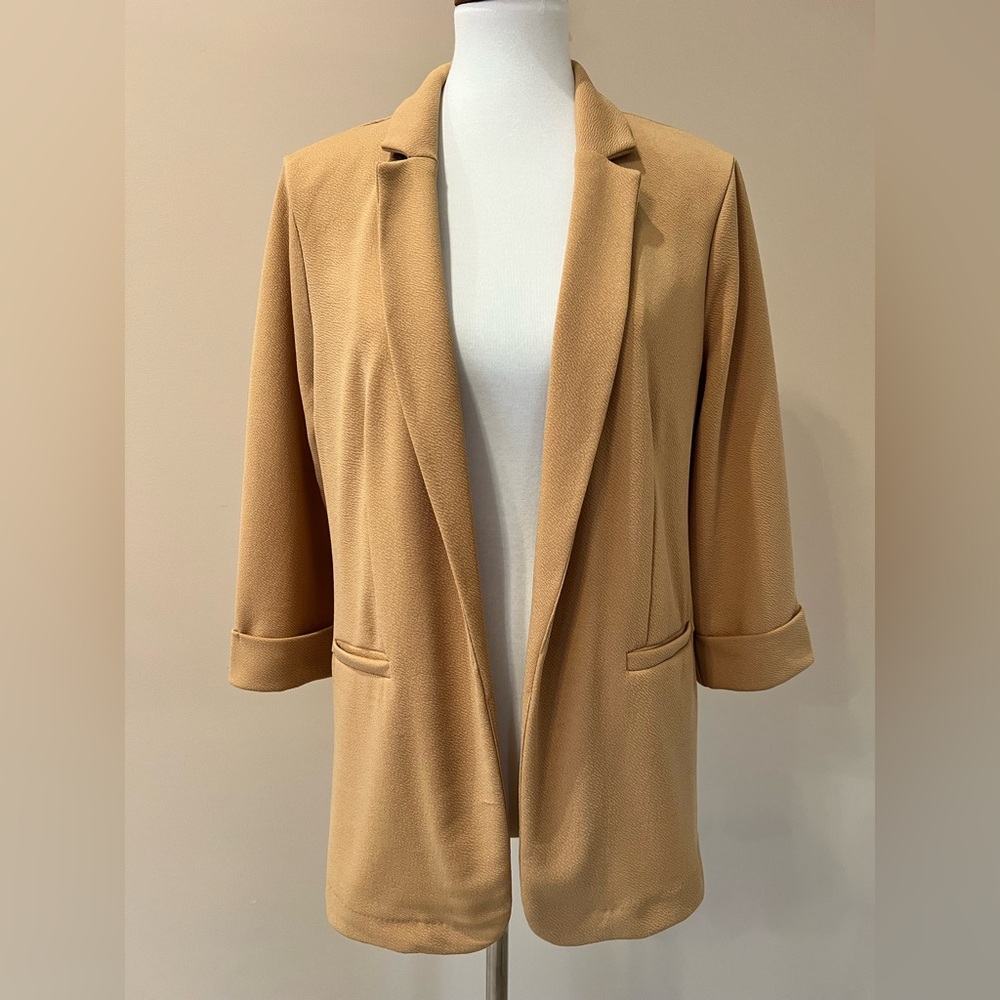 Maurices Open Front Blazer Tan Crepe Business Casual NWT Women’s Large (14)